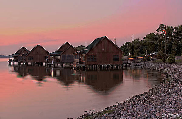 Black Bear GC Cabins at Poverty Point State Park Reservoir