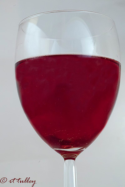 optimism,glass of wine, half full, half emtpty