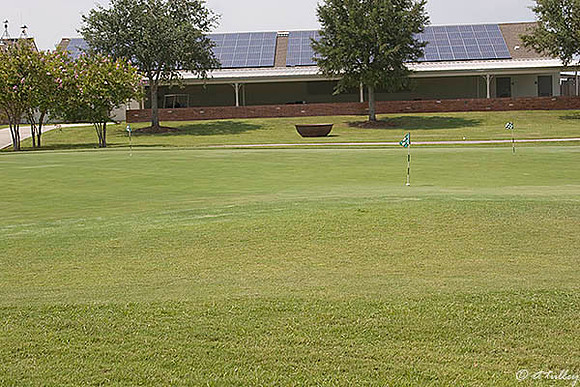 the Island Practice Putting Green